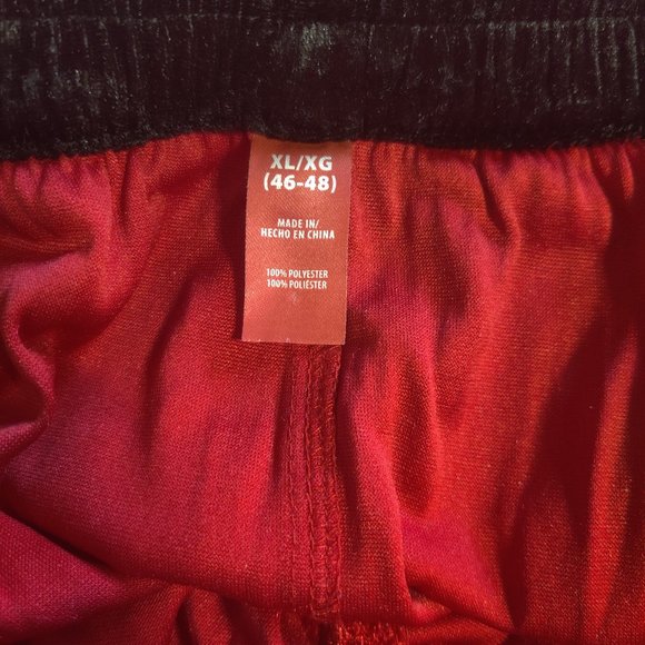 Ho! Ho! Ho! Add Some Fun to Your Wardrobe with Santa Shorts. Soft & Velvety XL - Picture 3 of 3